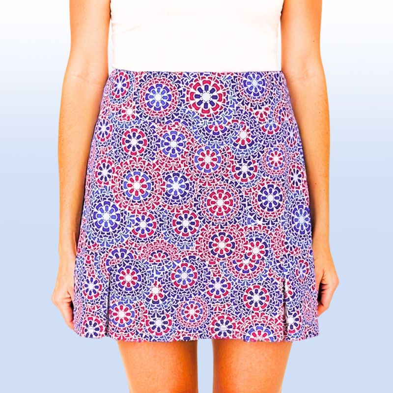Scottsdale Pleated Hem Skort in Sussudio Americana