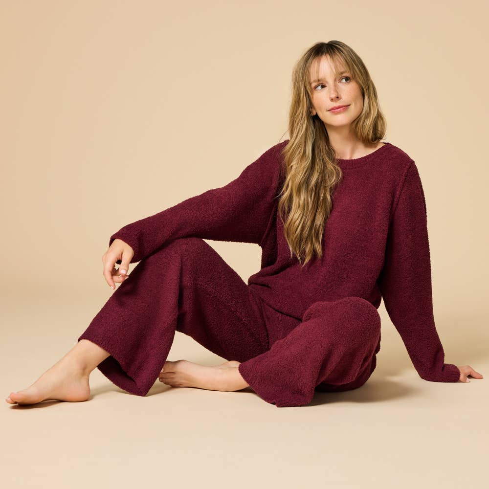 Oprah's Favorite Ultra Soft Plush Reverse Seam Lounge Set Cherry Cola