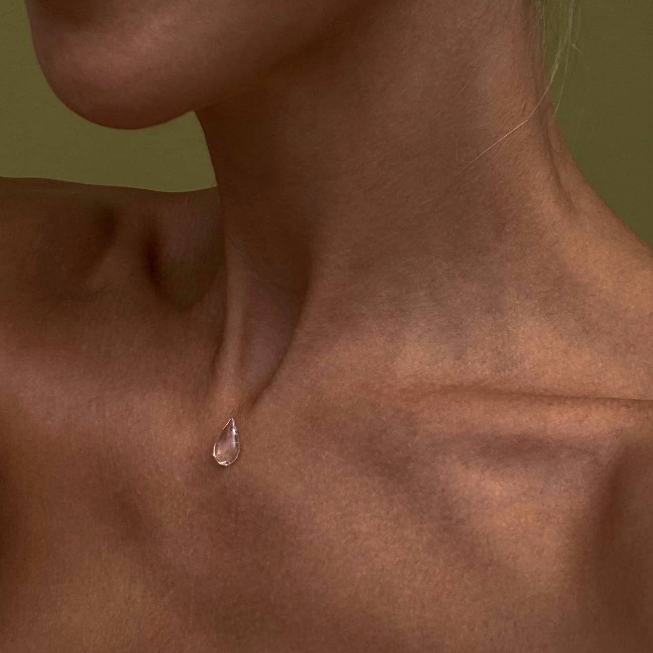 Clear Dew Drop Necklace