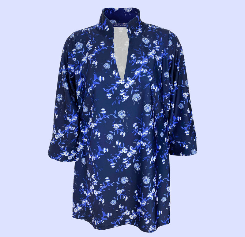 Largo Tunic Top in Aster Showers Navy