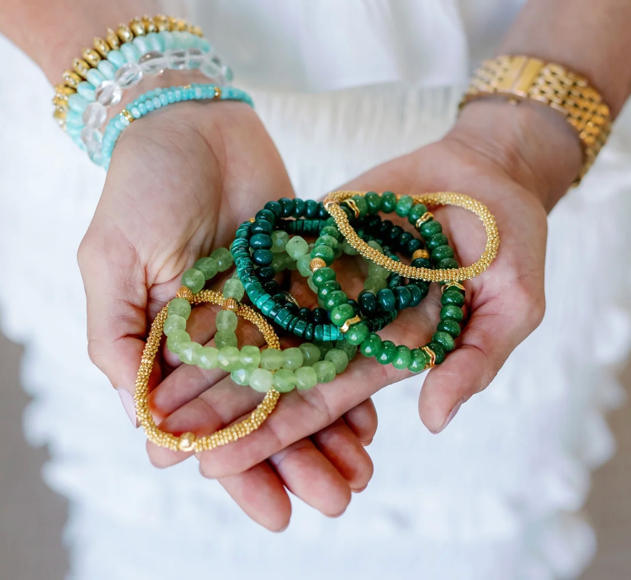 Medium Gold Daisy Bead Bracelet