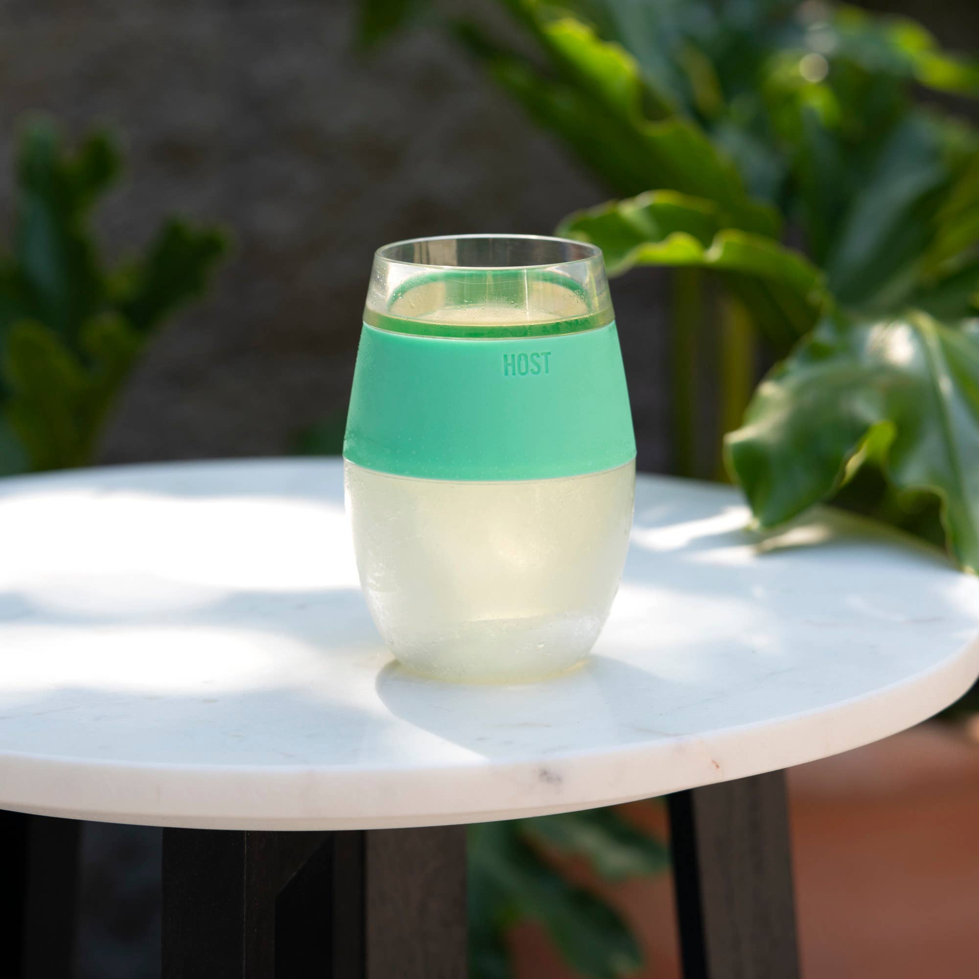 Wine FREEZE™ Cooling Cup Insulated with Cooling Gel in Mint